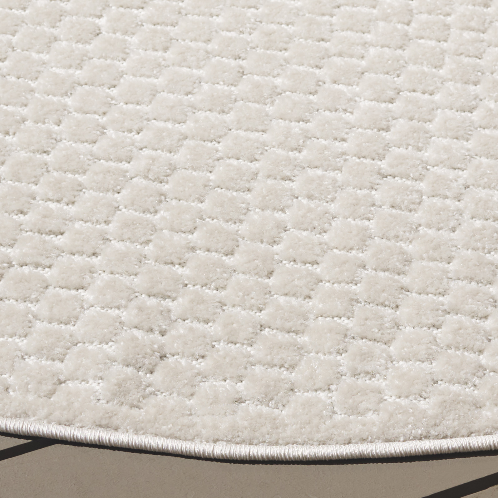 SAFAVIEH Stella Alton Geometric Indoor/Outdoor Area Rug, Ivory, 6'7" x 6'7" Round