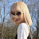 thumbnail image 4 of Gafas de sol retro americanas de metal con montura pequeña y cara redonda para mujer, estilo foto callejera de alta gama, forma cóncava, 4 of 6