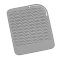 thumbnail image 2 of Qarigey alfombrilla de silicona resistente, bolsa de rizador, alisador de pelo, rizador, almohadilla aislante, herramienta de estilismo caliente Cuidado del cabello gris Qarigey CE000433-01, 2 of 6