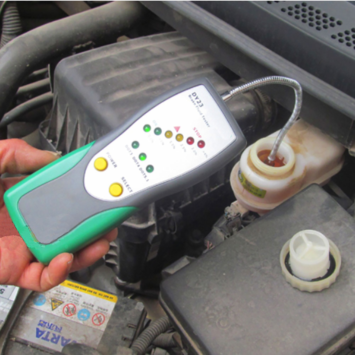 Brake Fluid Moisture Tester - High-Sensitivity Digital Tool With Alarm, Compact Design For Cars, Trucks, DIY Maintenance