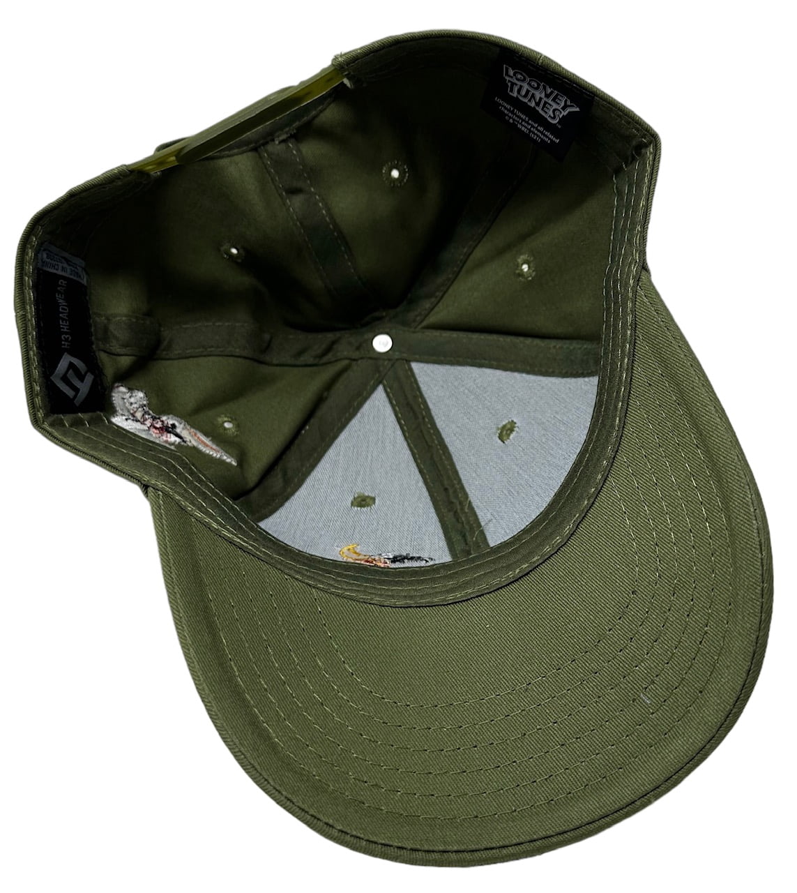 Daffy Duck Bugs Bunny Looney Tunes Men's Embroidered Snapback Hat Cap in Olive