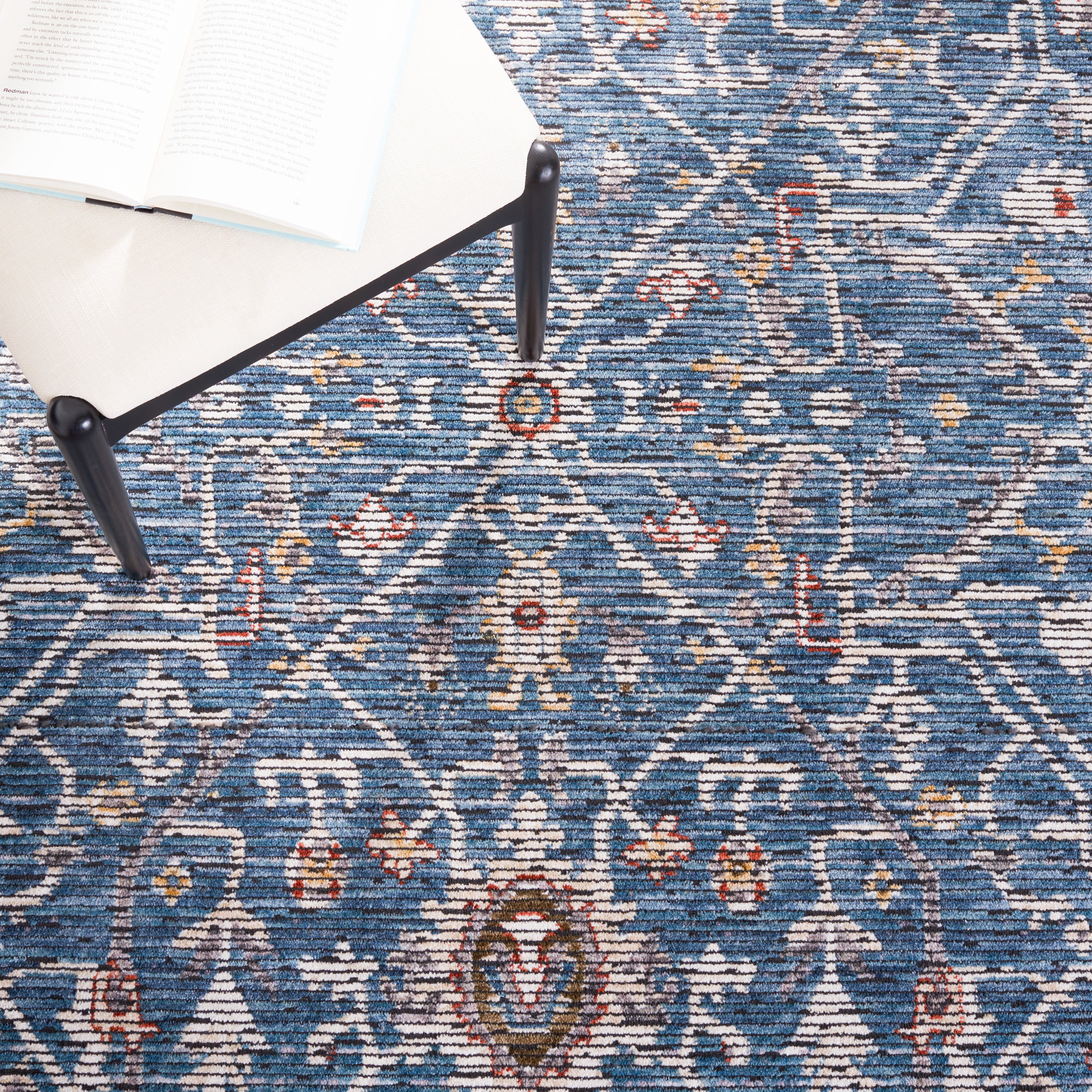 SAFAVIEH Sierra Jayma Abstract Area Rug, Blue/Ivory, 6' x 6' Round