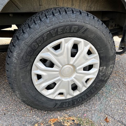 Goodyear Wrangler Workhorse At 285/45R22 114H All-Season Tire Fits: 2017-18 Chevrolet Silverado 1500 High Country, 2015-16 Chevrolet Silverado 1500 LT simolary.com 14 Goodyear Wrangler Workhorse At 285/45R22 114H All-Season Tire Fits: 2017-18 Chevrolet Silverado 1500 High Country, 2015-16 Chevrolet Silverado 1500 LT Simolary simolary.com 14