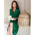 thumbnail image 5 of Vestido de lujo para mujer 100 % seda auténtica 2023, nuevo, elegante, asimétrico, verde, con escote en V, 5 of 5