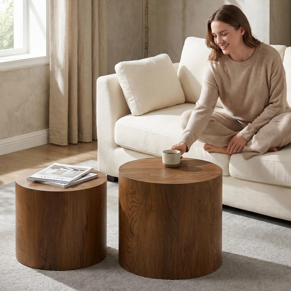 Nesting Coffee Table Set of 2, Modern Round Wood Side Tables with Non-Slip Feet, Small End Tables for Living Room, Bedroom, Office, Balcony, Small Spaces, Walnut