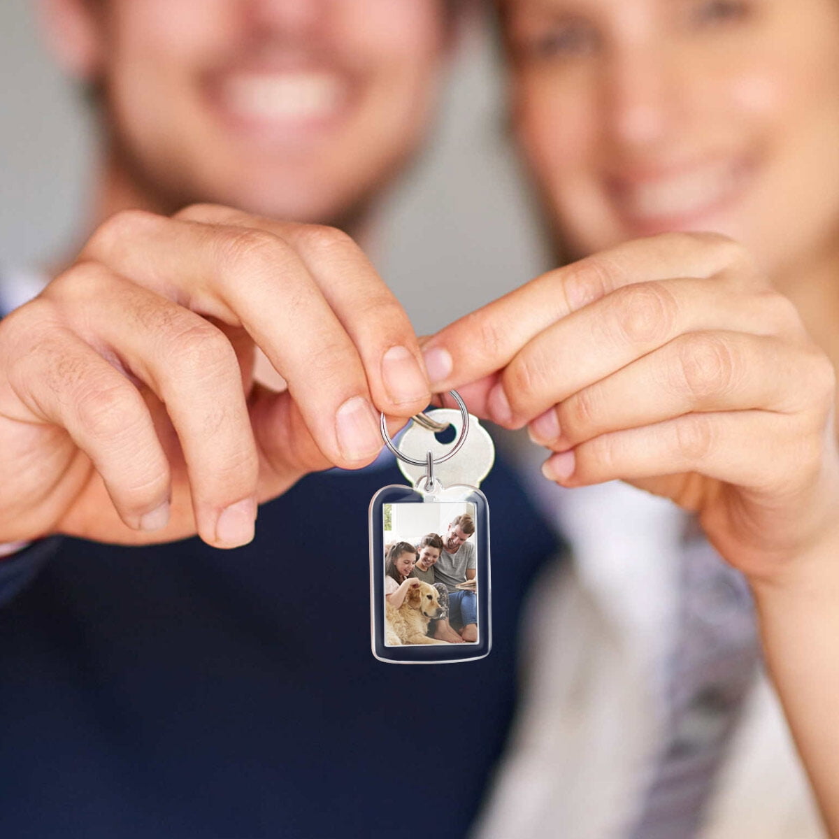 SEWOART 10-Pack Transparent Photo Insert Keychains Metal Key Gifts for Friends Keys