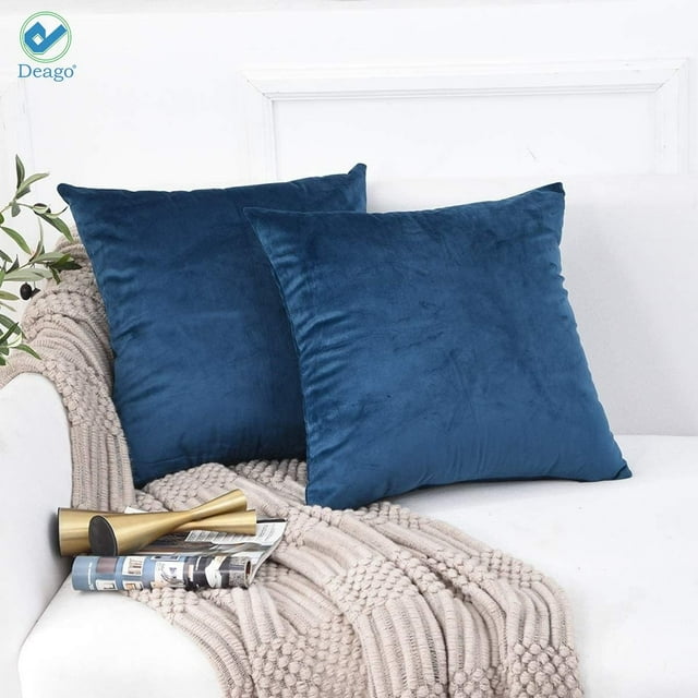 Deago 2 Pack Velvet Decorative Throw Pillow Covers,20"x20" Pillow Cases for Couch Sofa Bed Soft ...