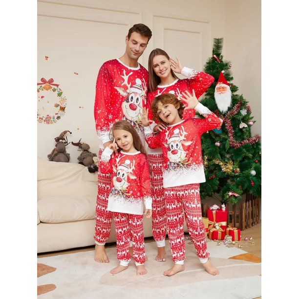 Xmas Family Look Outfits 2023 New Cartoon Elk Print Mother Father Kids Christmas Matching Outfit 2 Pieces Soft Sleepwear Pyjamas