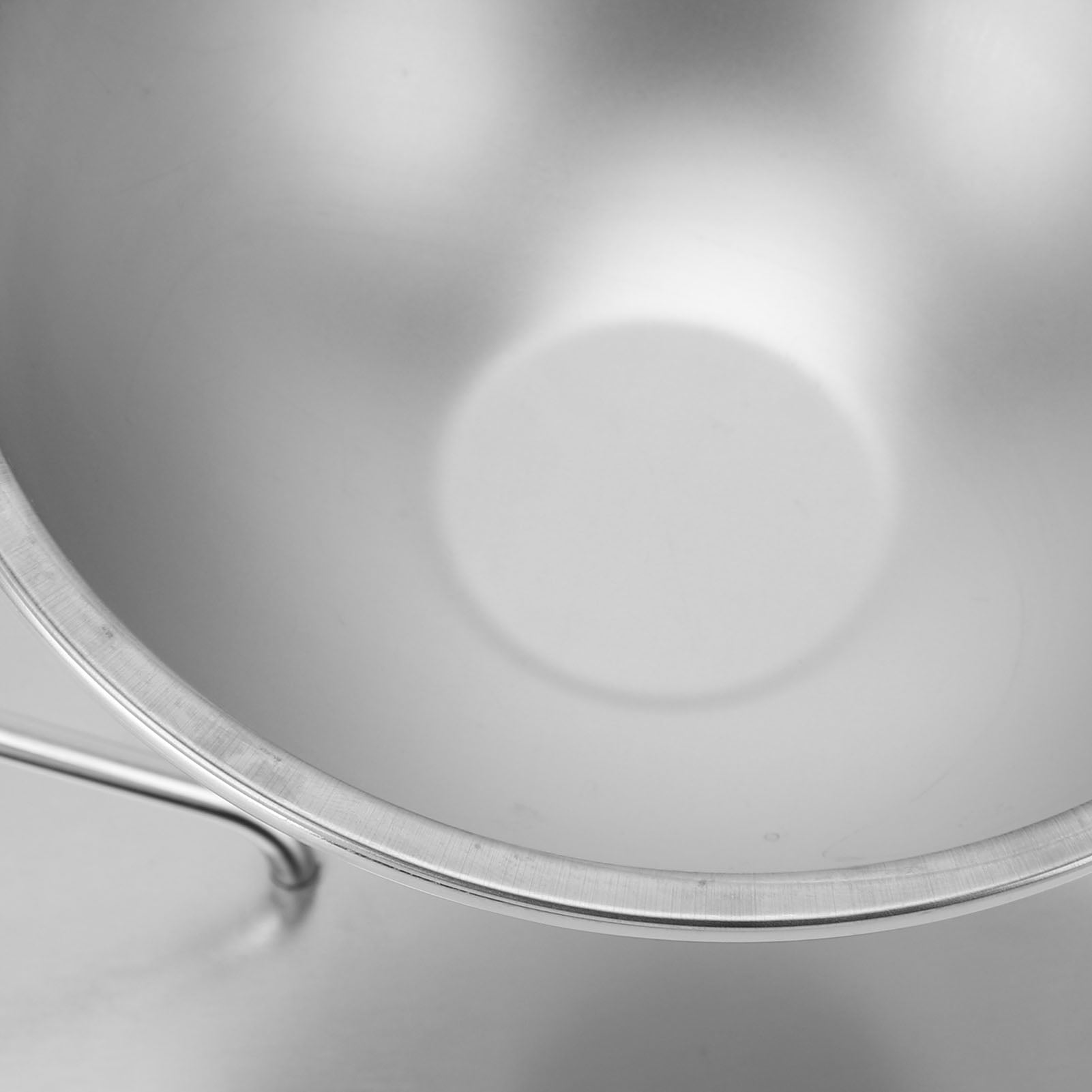 LAZIOEGR Elevated Cat Bowl Stainless Steel Large Capacity Anti Tipping Raised Food Water Bowl Tilted Neck Protection Pet Feeder Dish for Cats Dogs (6.3 inches / 16 cm) Non-Slip Base