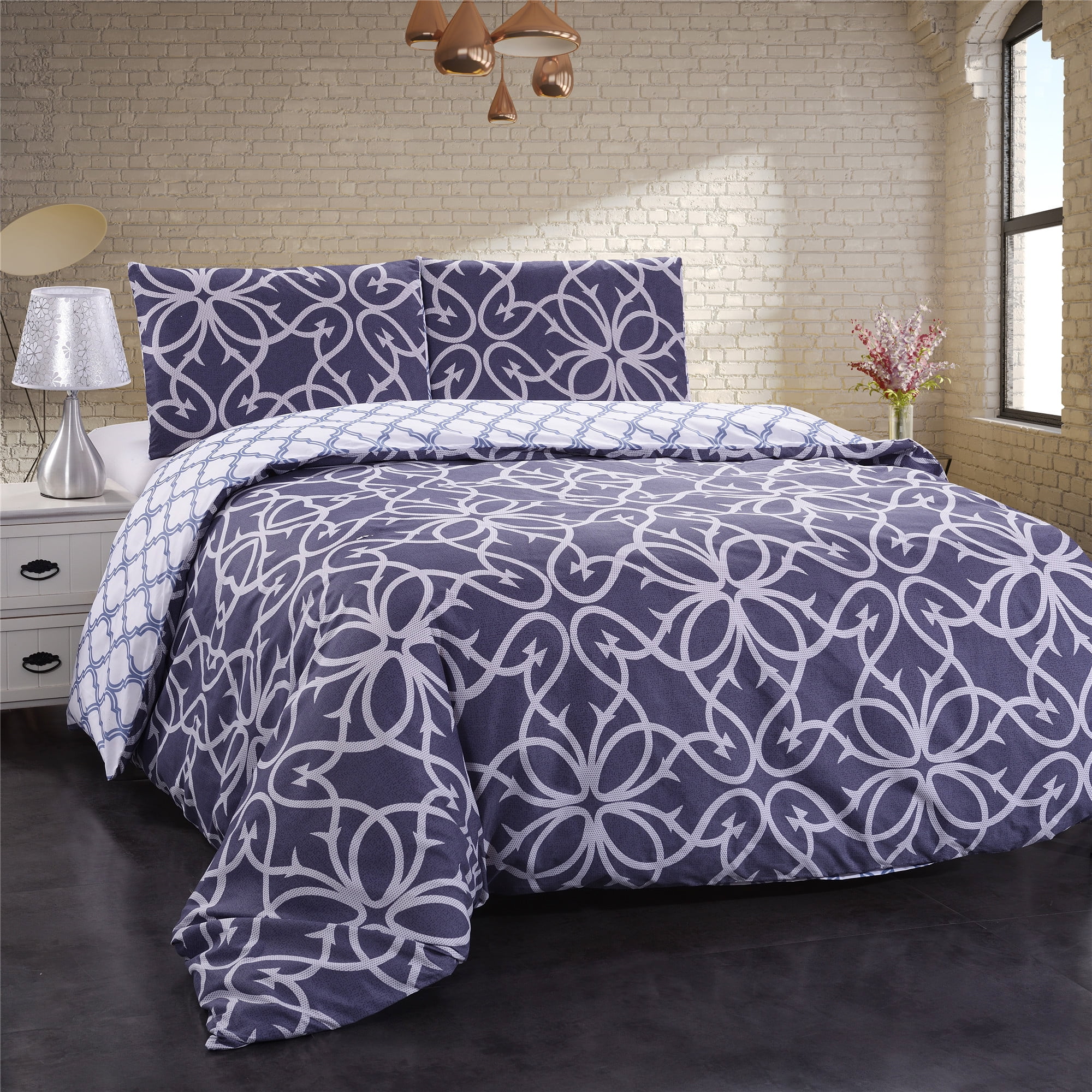 3pc Duvet Cover and 2 Pillowcases Navy Blue Base and White Vine Printed, King Size 90" x 104