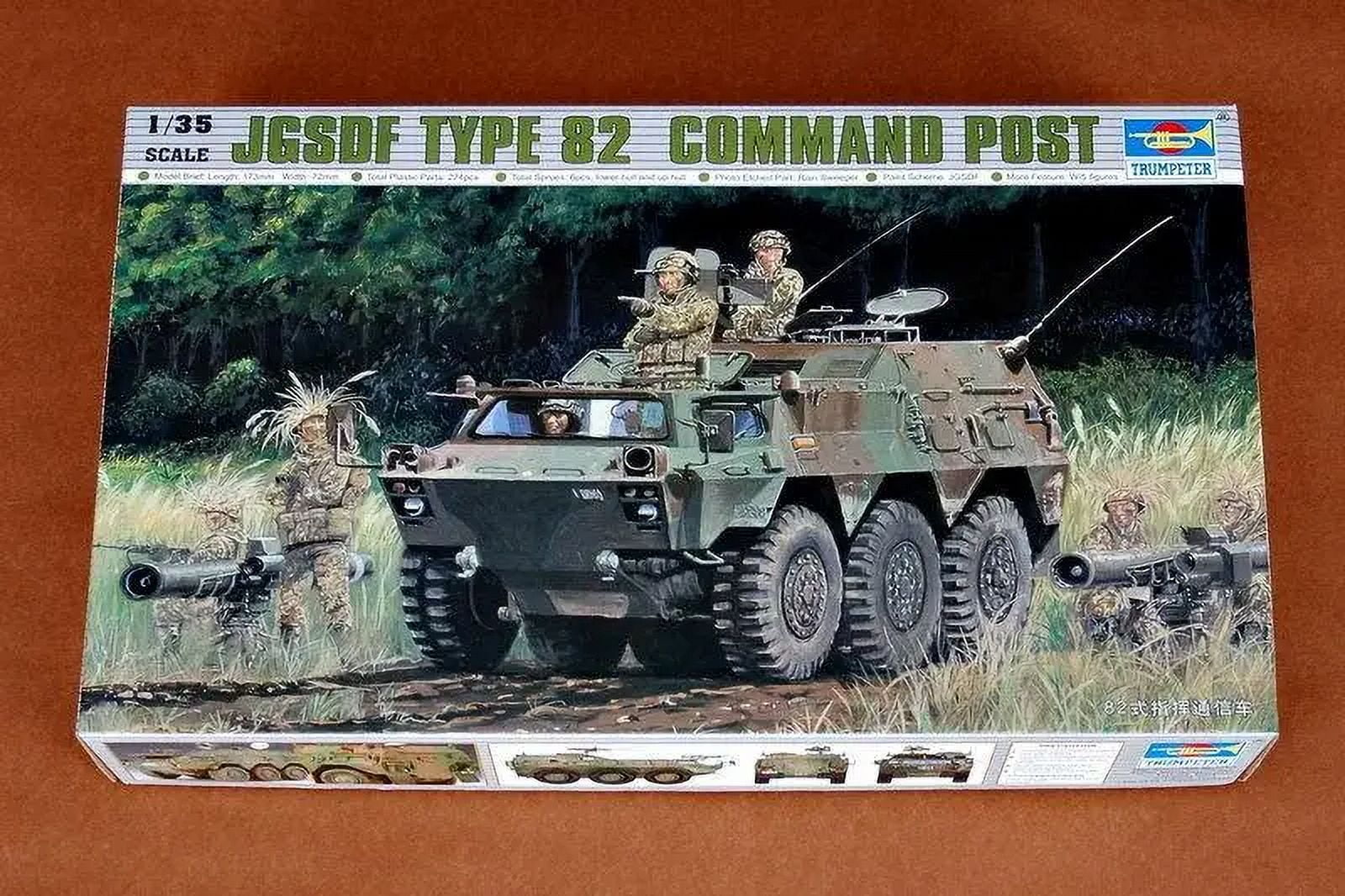 Trumpeter 00326 1/35 JGSDF Command post Car Type 82 Plastic Model Kit