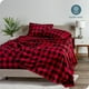 thumbnail image 2 of Juego de Sábanas Bare Home Ultra Suaves 1800 4 Piezas Tamaño Completo Cuadros Escoceses Rojo/Negro, 2 of 6