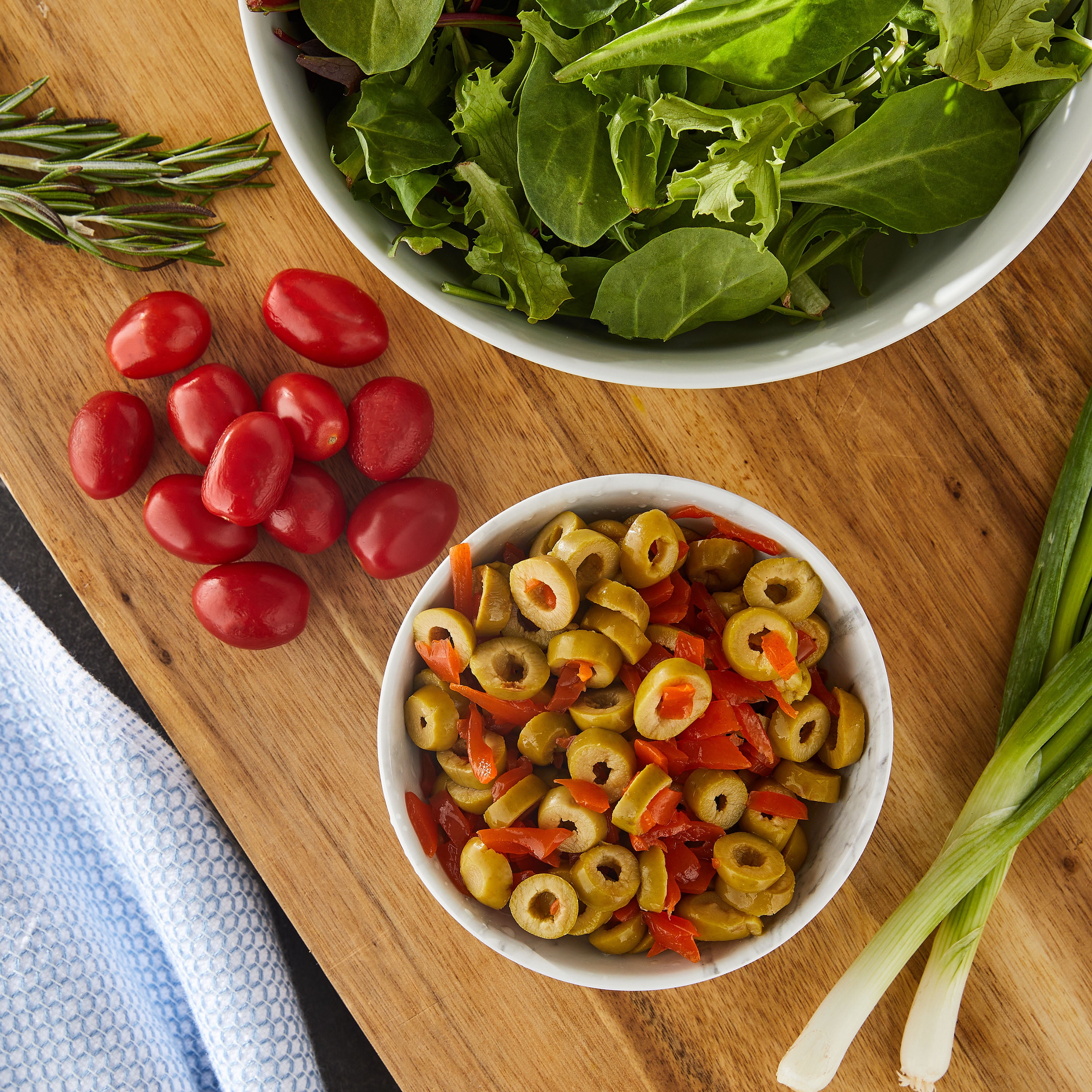 Great Value Sliced Salad Olives with Minced Pimento, 10 oz