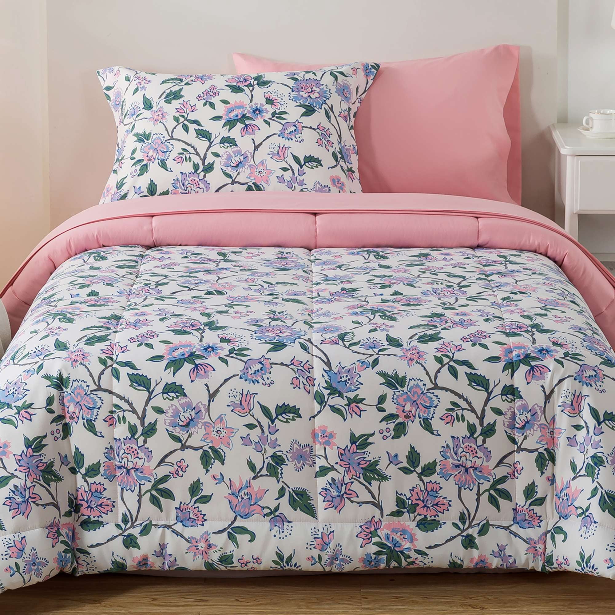 Mainstays 5-Piece Reversible Bed in a Bag with Laundry Tote, Purple Floral, Twin-XL