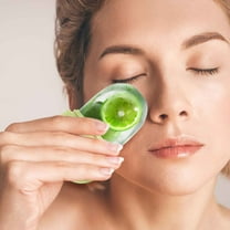 Snmubt New Product Face Dressing Ice Face Cool Ice Model Beauty Salon Ice Massage to Remove Swelling Ice Roll Ice Film (Green)