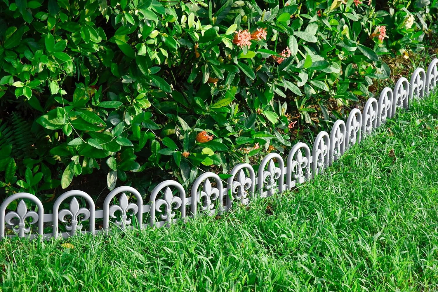 Gray Plastic Garden Border Edging No-Dig, Arched Design with Spade – 27pcs Decorative Landscape Fence Kit, 35ft Lawn Edge Barrier