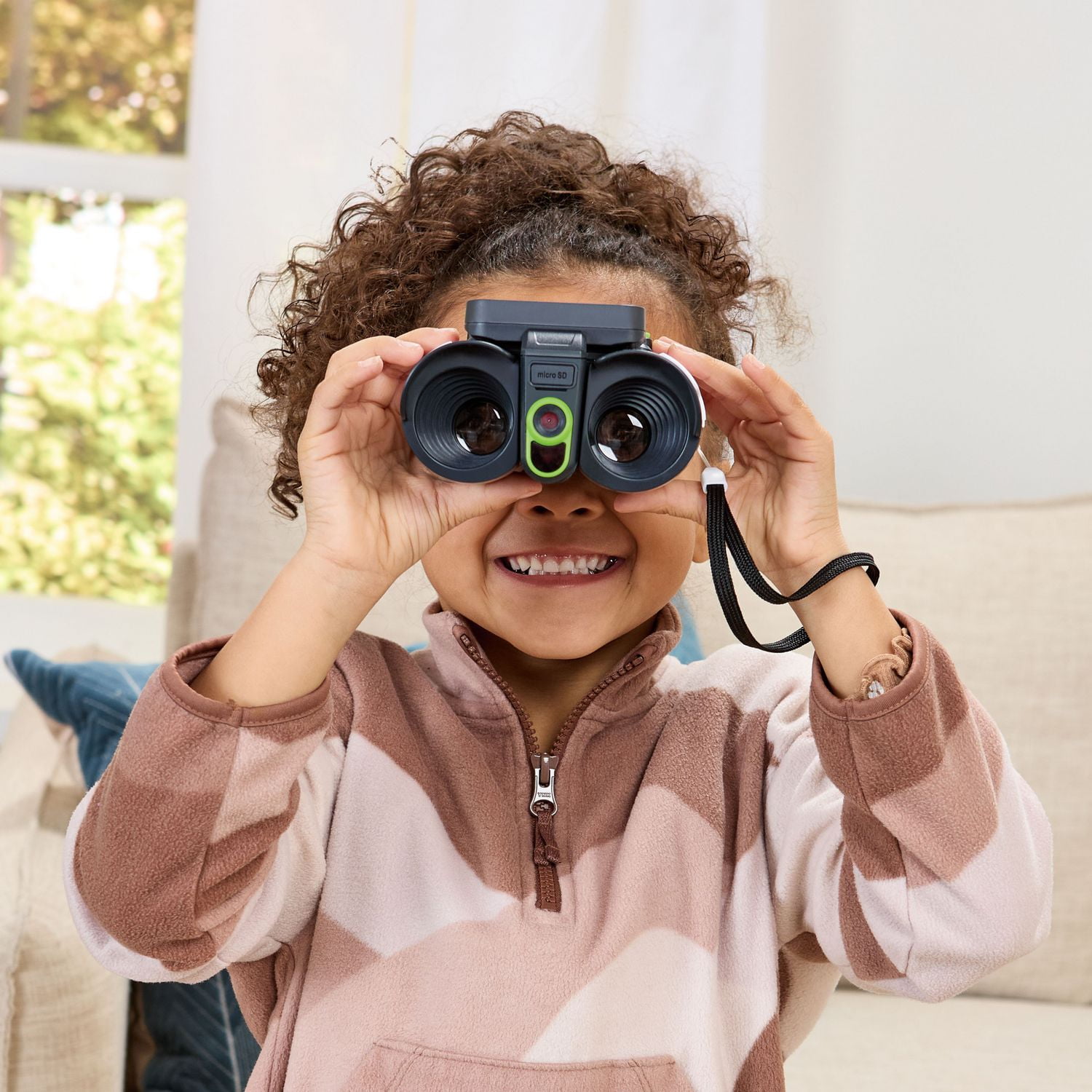 LeapFrog® Magic Adventures® Binoculars with Screen, Camera & Educational Videos - French Version, 4+ Years