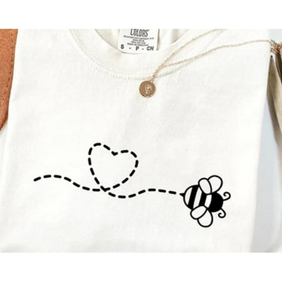 Simple Fit ® Bee Shirt, Bee T-shirt, Beekeeper Shirt, Honey Bee Shirt, Bee Shirts, Bee Graphic Tee, Bee Lover Shirt, Save the Bees Shirt