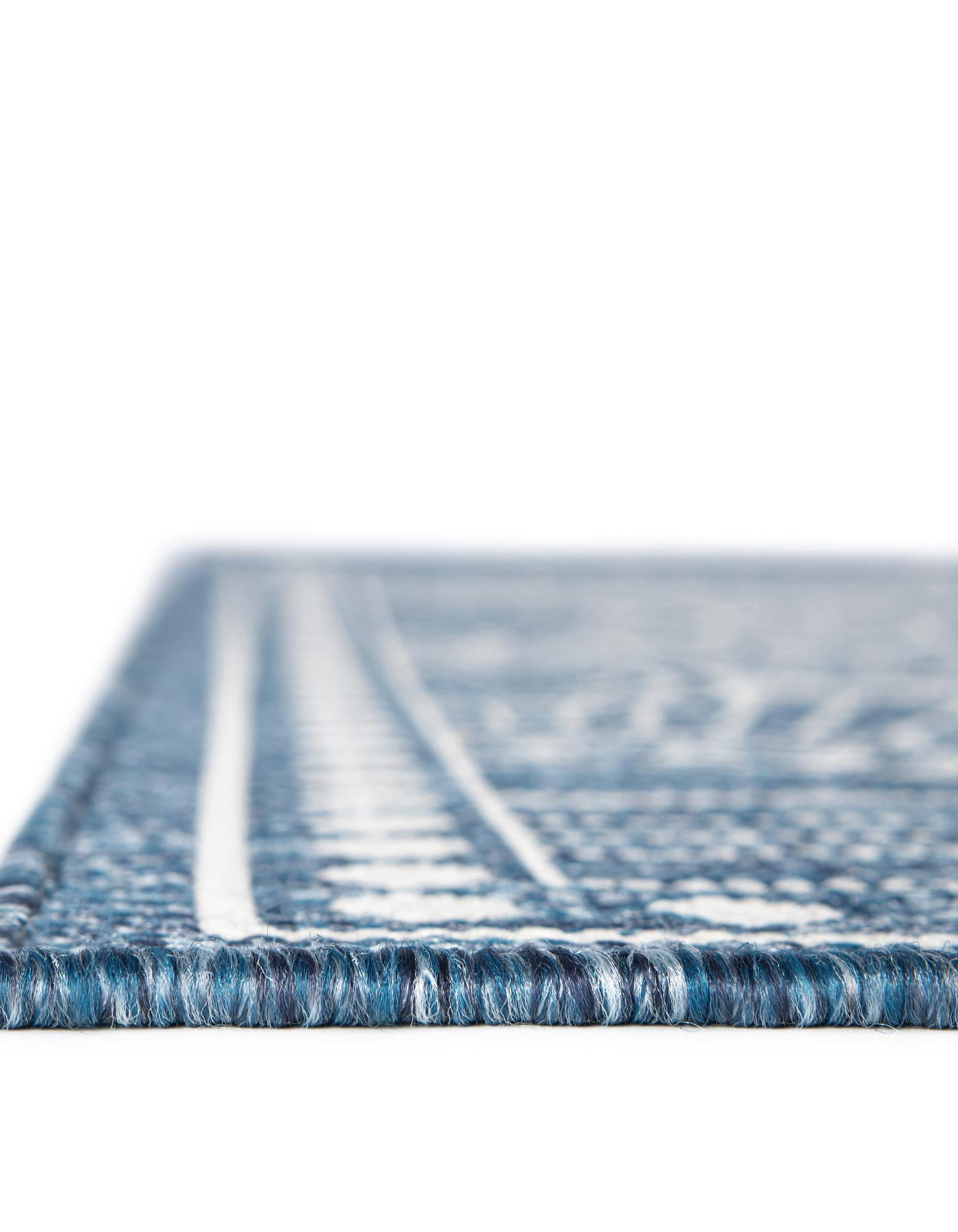 Unique Loom Outdoor Traditional Collection Area Rug - Deco (5' 3" x 8' Rectangle Blue/Ivory)