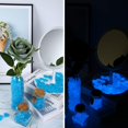 thumbnail image 2 of 200 piedras luminosas para decoración de exteriores, decoración de acuarios, material de resina no tóxica, piedras luminosas seguras y duraderas cargadas con luz natural, crean paisajes nocturnos, 2 of 5