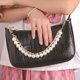 thumbnail image 4 of 1 pieza de cadena de perlas para bolso, asa corta, correa de cadena de repuesto para bolso, cadena de hombro de metal, cadena de perlas de imitación, accesorios para bolsos de mujer, 4 of 5