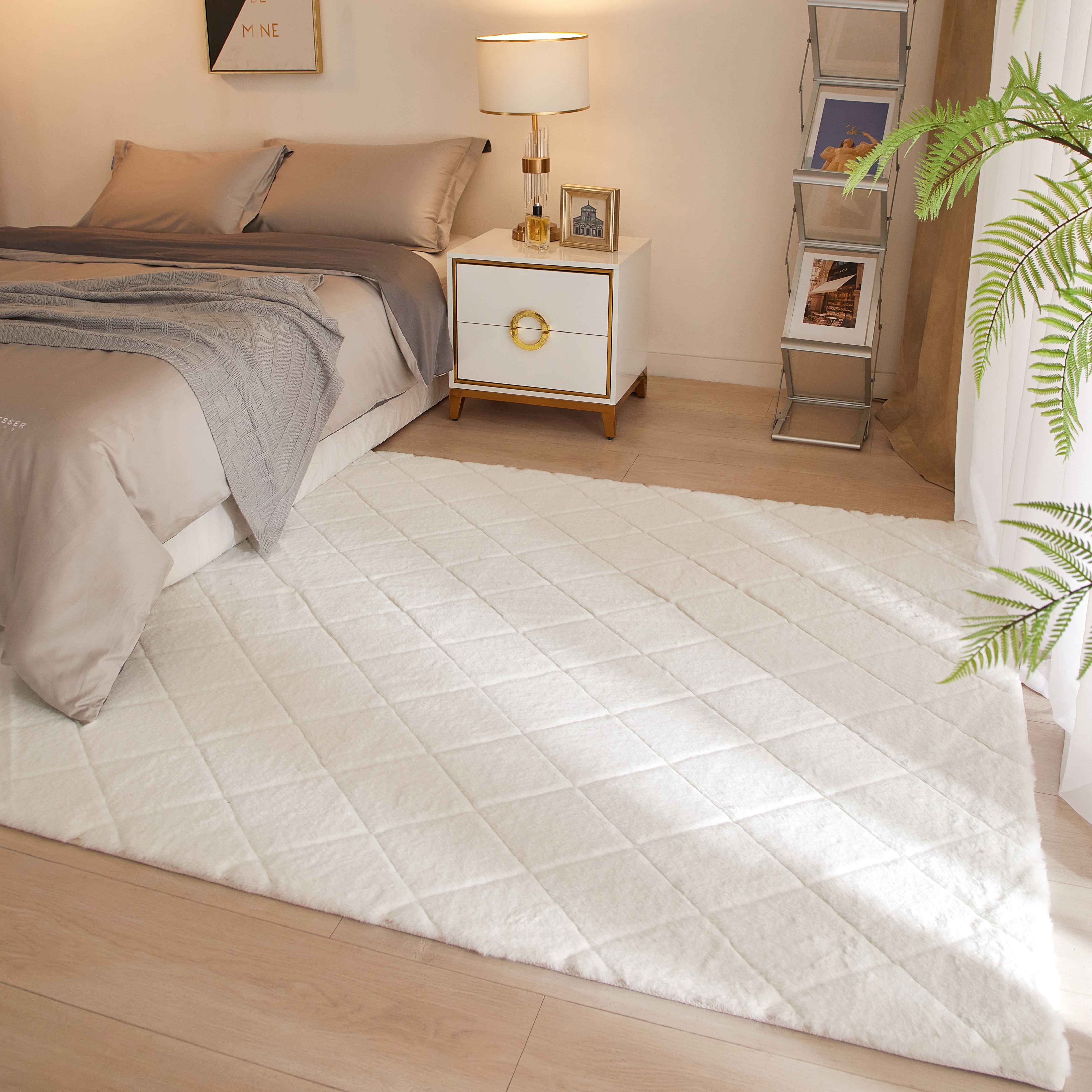 Better Homes & Gardens Diamond Fur Rug For Adults, White, 5'x7'
