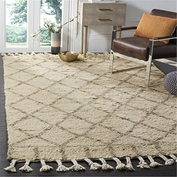 SAFAVIEH Casablanca Branson Aztec Shag Area Rug, Ivory/Light Grey, 6' x 9'