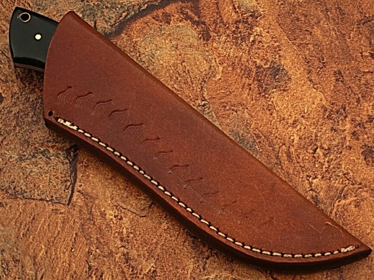 Damascus Steel Custom Handmade Hunting Knife Buffalo Handle 1
