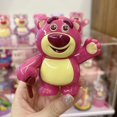 thumbnail image 1 of Caja ciega de oso de fresa Kawaii genuina de Disney, adornos de juego de tendencia, cajas ciegas coleccionadas para niñas, regalos de navidad hechos a mano., 1 of 4