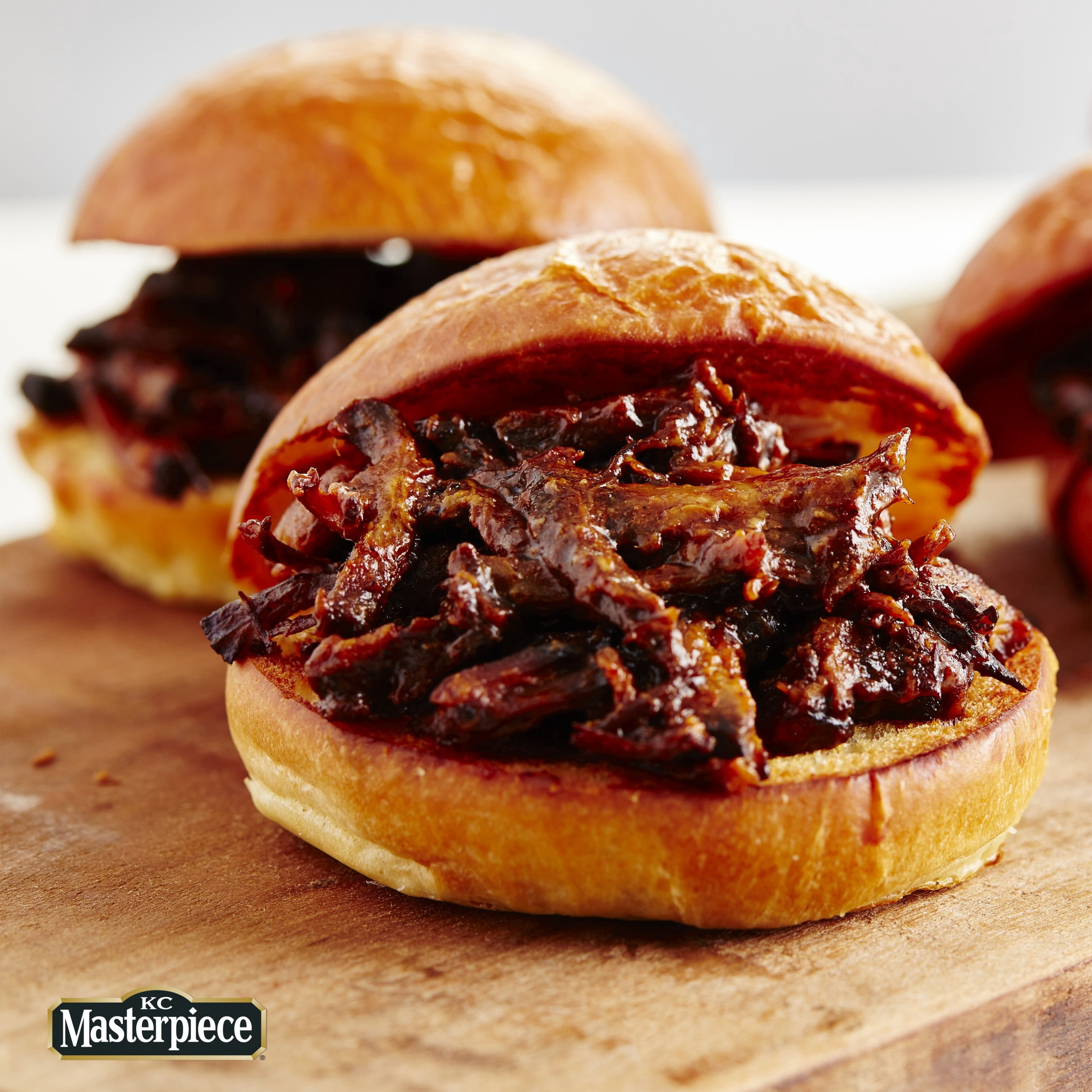 KC Masterpiece Easy Squeeze Classic 816 Original BBQ Sauce, Gluten Free - 20 Ounces