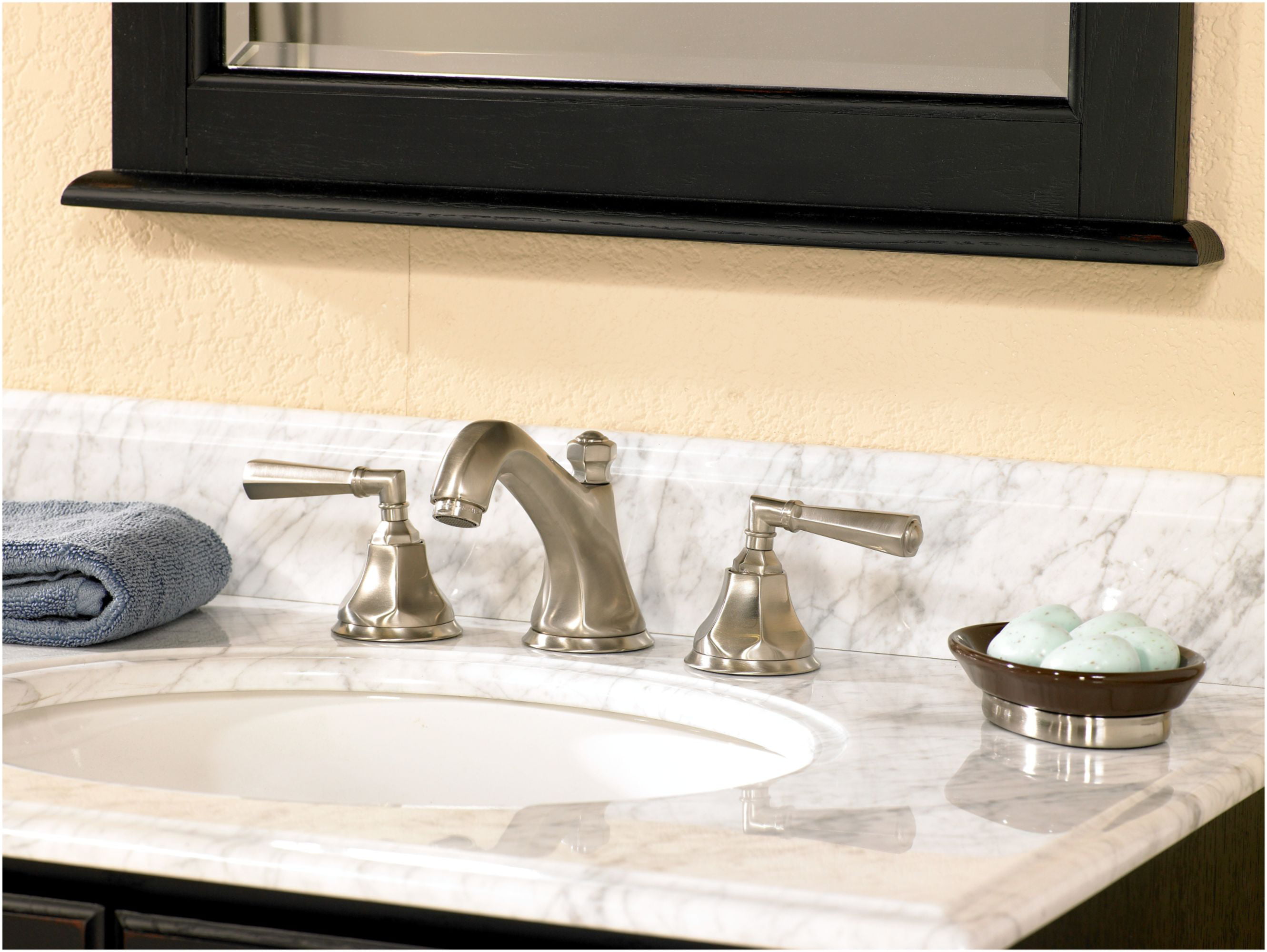 ROHL Miscelo Wallmount Single Handle Lavatory Faucet with Greystone Quarry  Lever Handles in Polished Chrome 並行輸入品 浴室、浴槽、洗面所