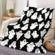 thumbnail image 5 of Manta Temática de Halloween | Manta de Franela para Cama o Sofá | 70X100Cm | Poliéster | Ligera | Regalo para Mujeres, Hombres y Adolescentes | Estampado de Fantasmas, Murciélagos y Calabazas | Uso I, 5 of 7