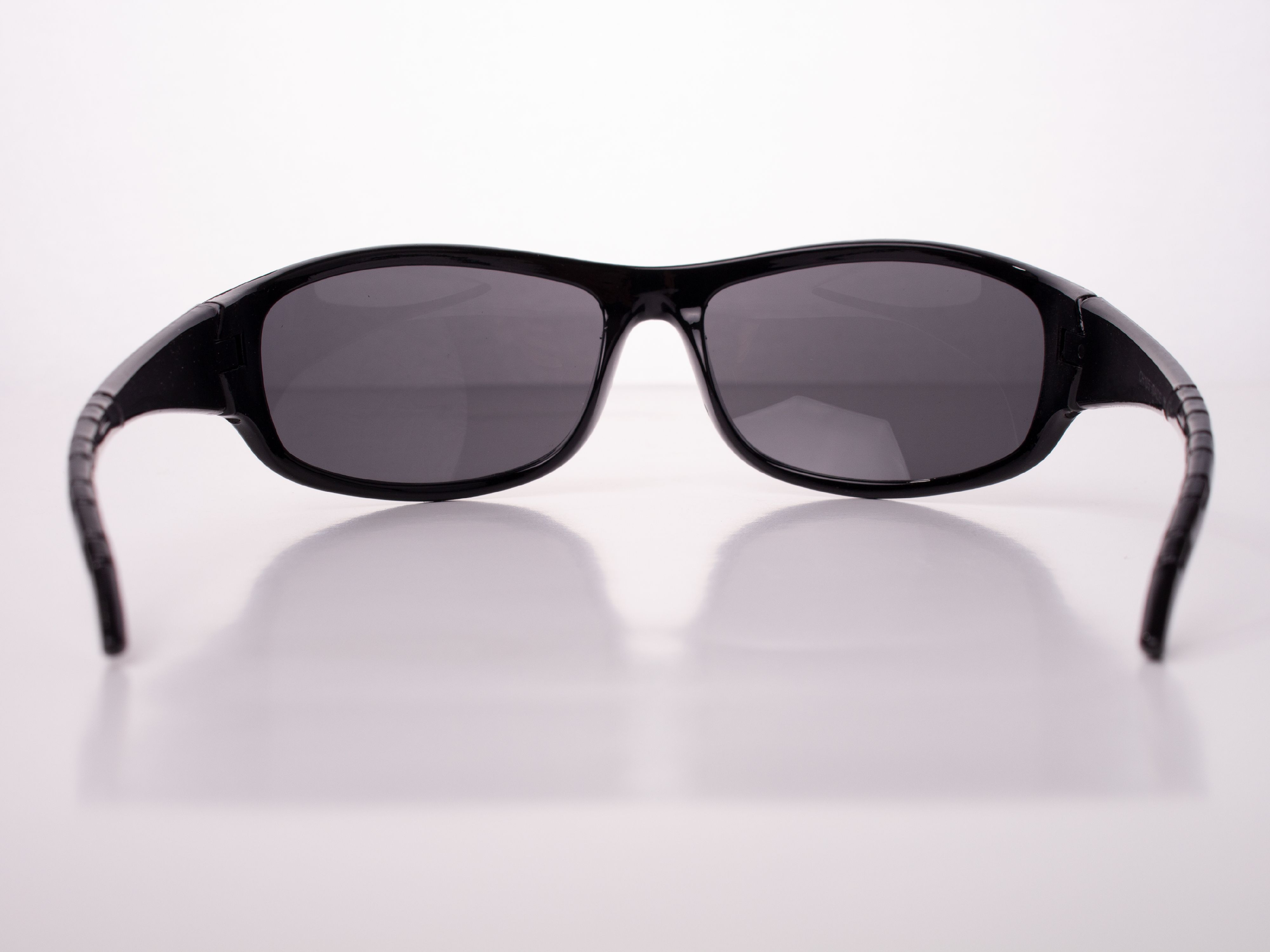 Men's Driving Wrap Sport Sunglasses, Black Oval Lens, Gloss or Matte Black Frame - image 3 of 3