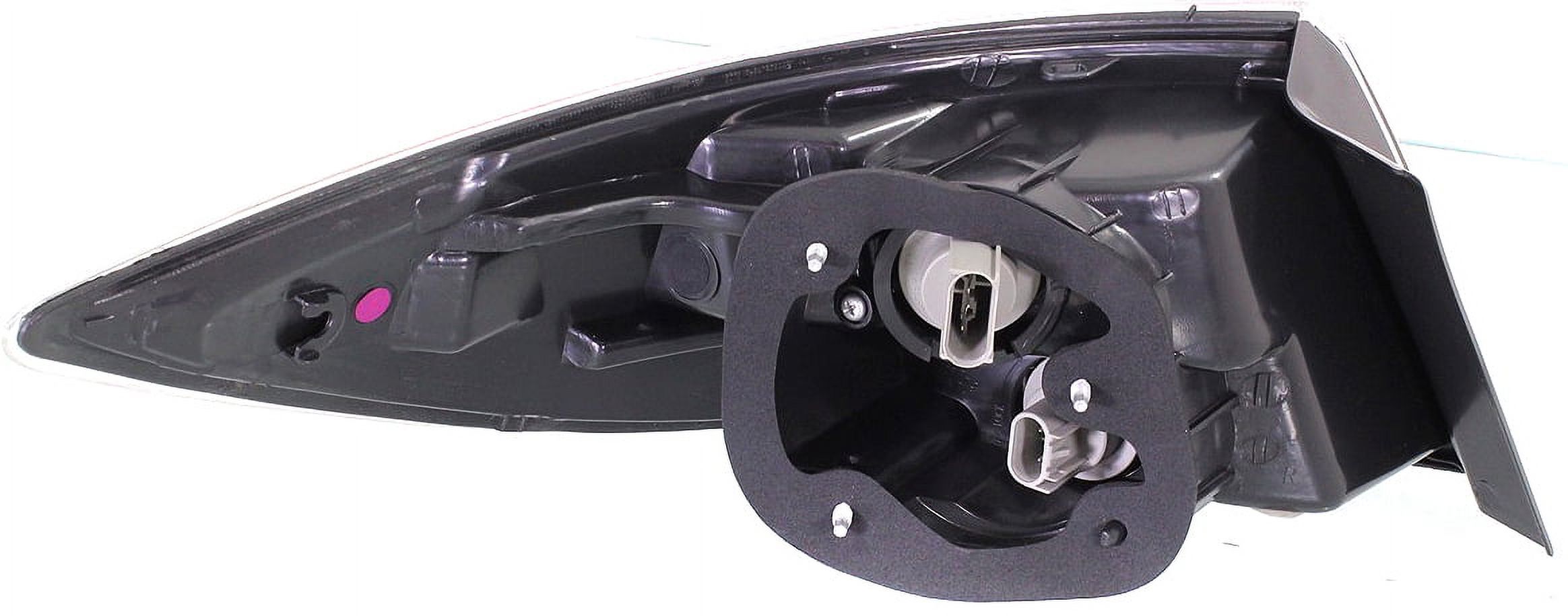 Tail Light Compatible With 2009-2013 Mazda 6 Right Passenger With bulb(s)