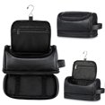 thumbnail image 1 of Neceser de Cuero Organizador de Viaje con Gancho para Colgar, Gran Capacidad e Impermeable Organizador de Maquillaje y Herramientas de Afeitado para Artículos de Baño y Cosméticos.(Negro), 1 of 7