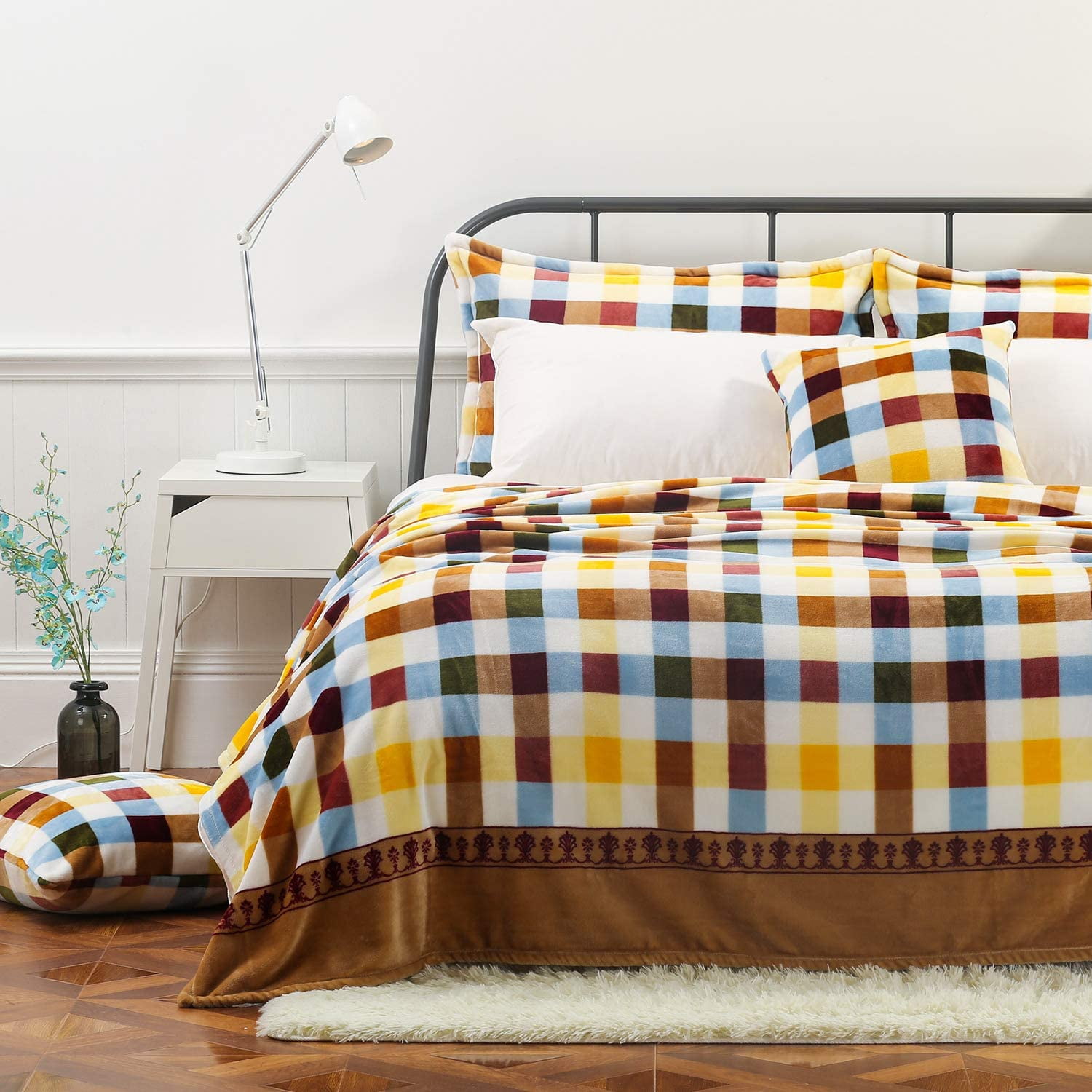 Boutique 9 Bear Paw Pattern Ultra Soft Flannel Blankets for Living Room Bedroom Couch Sofa Chair Office Car 80x60 Boutique 9 Bear Paw Pattern Ultra Soft Flannel Blankets for Living Room Bedroom Couch Sofa Chair Office Car 80x60