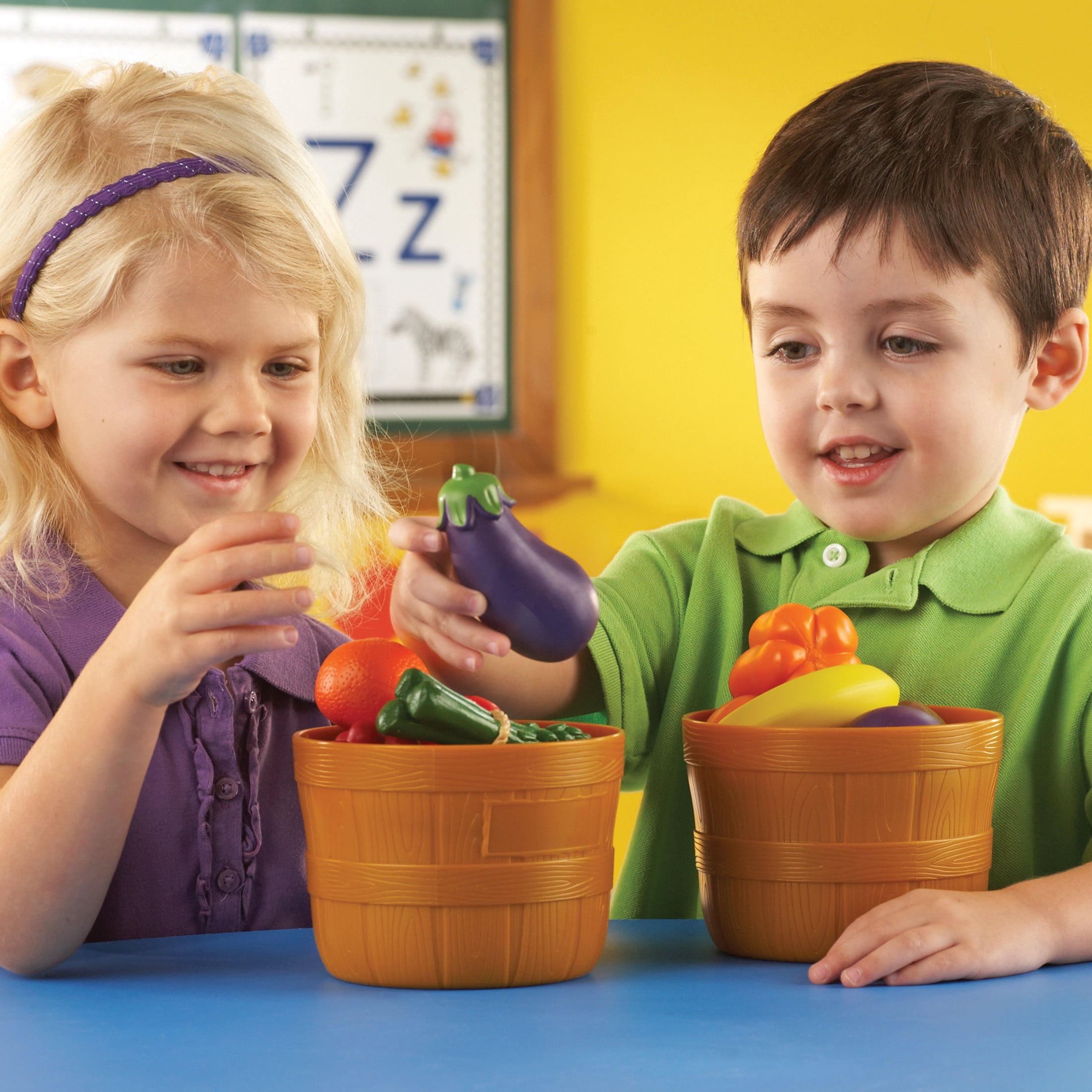 Learning Resources New Sprouts Bushel of Fruit, Play Food, Ages 18 mos+