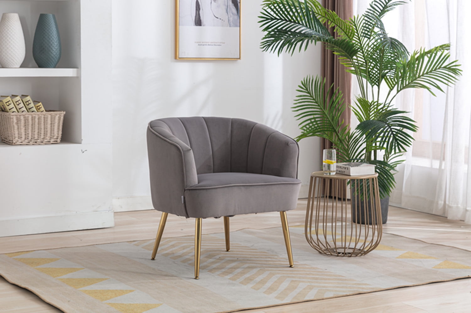 Accent chair with brass legs clearance