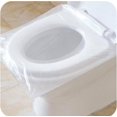 thumbnail image 1 of Funda de asiento de inodoro desechable de viaje impermeable adecuada para bebés, mujeres embarazadas y madres, envuelta individualmente, 1 of 4