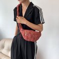 thumbnail image 4 of Bolso de mano con diseño de nube para mujer, bolsos para axilas con cremallera a la moda, bolso de hombro sólido (rojo), 4 of 6