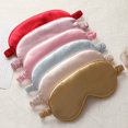 thumbnail image 2 of Banda para el cabello con máscara de seda artificial, bolsa de tela, máscara de ojos de almacenamiento de tres piezas, máscara de ojos para dormir, regalo, 2 of 4