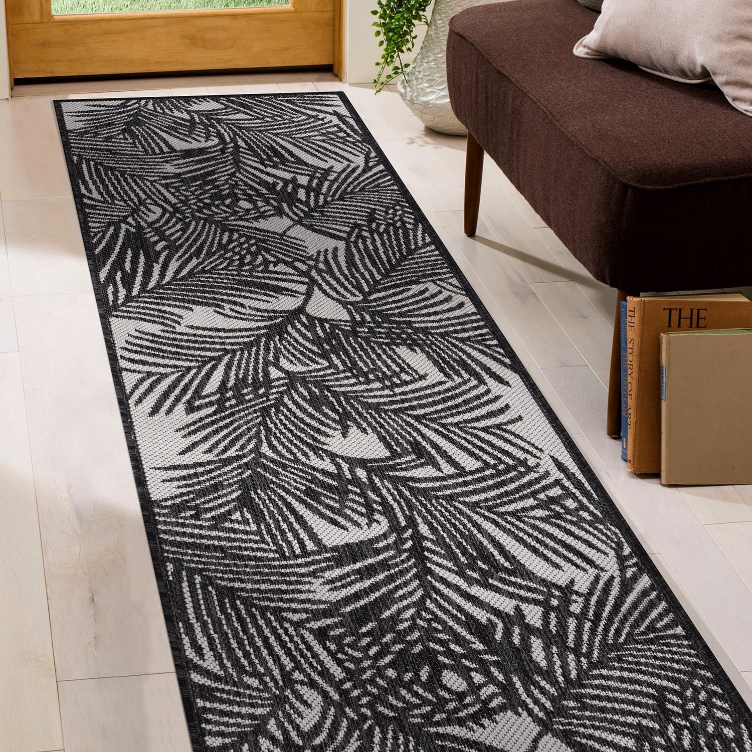 World Rug Gallery Contemporary Palm Leaf Textured Flat Weave Indoor/Outdoor Area Rug - BLACK 2'x7'