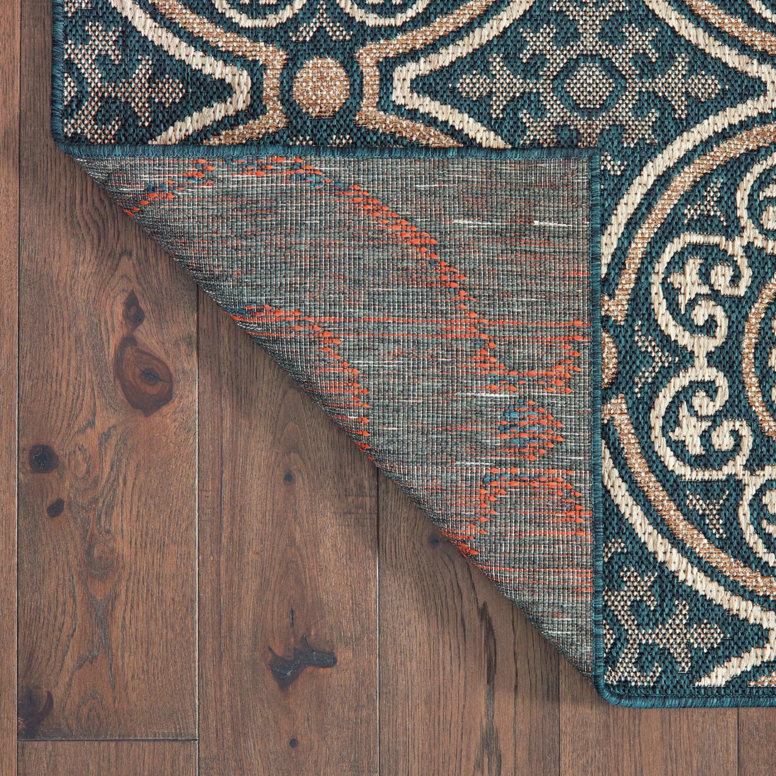 Avalon Home Lakeland Interlocking Medallions Indoor/Outdoor Area Rug