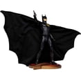 thumbnail image 2 of DC Direct The Flash Figurine Statique en Résine de 12 Pouces - Batman Version Multivers, 2 of 2