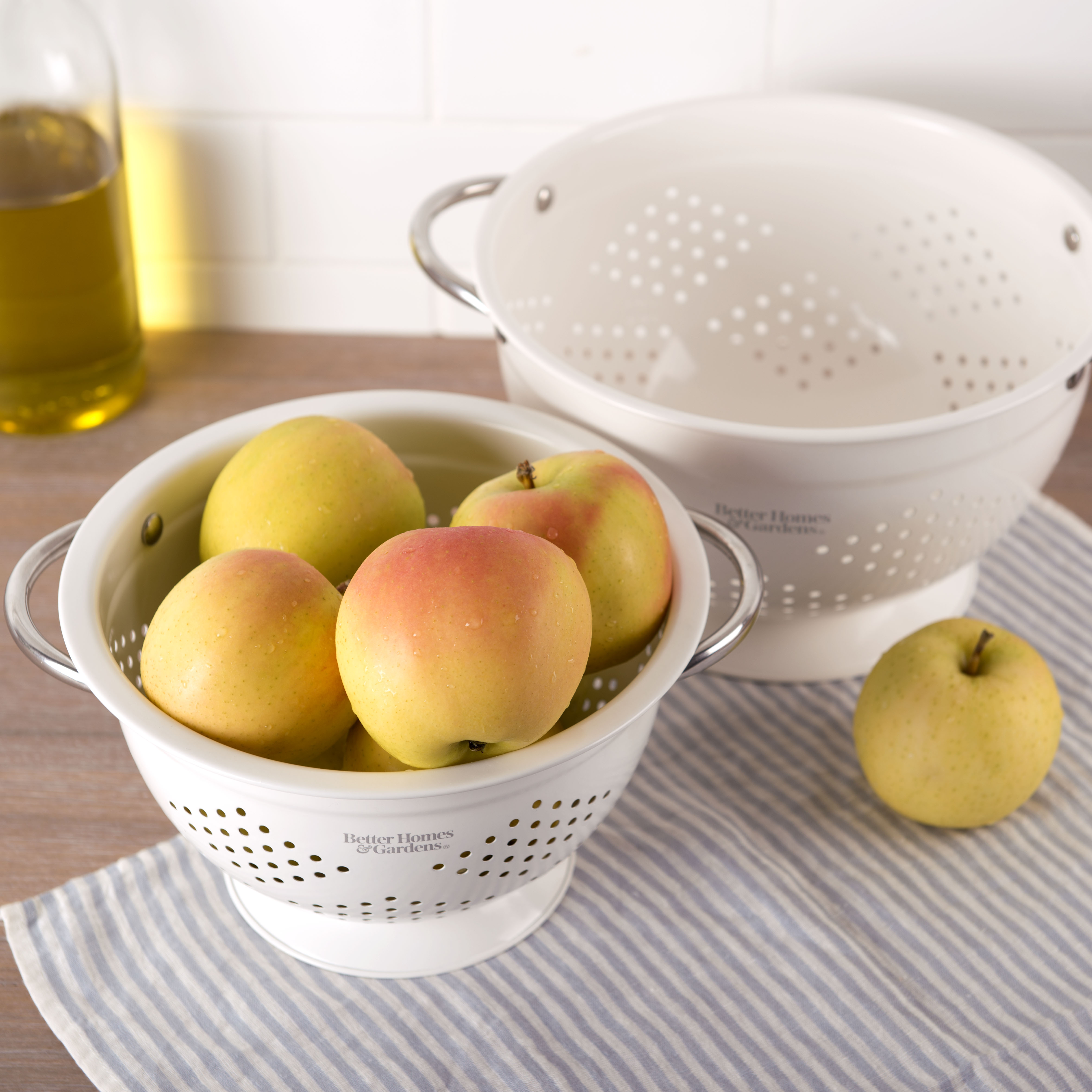 Better Homes & Gardens 2 Piece Colander Set White