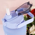 thumbnail image 3 of Botella de 2 litros con pajita y marcador de tiempo motivador, botella de agua deportiva grande para fitness, al aire libre, 3 of 5