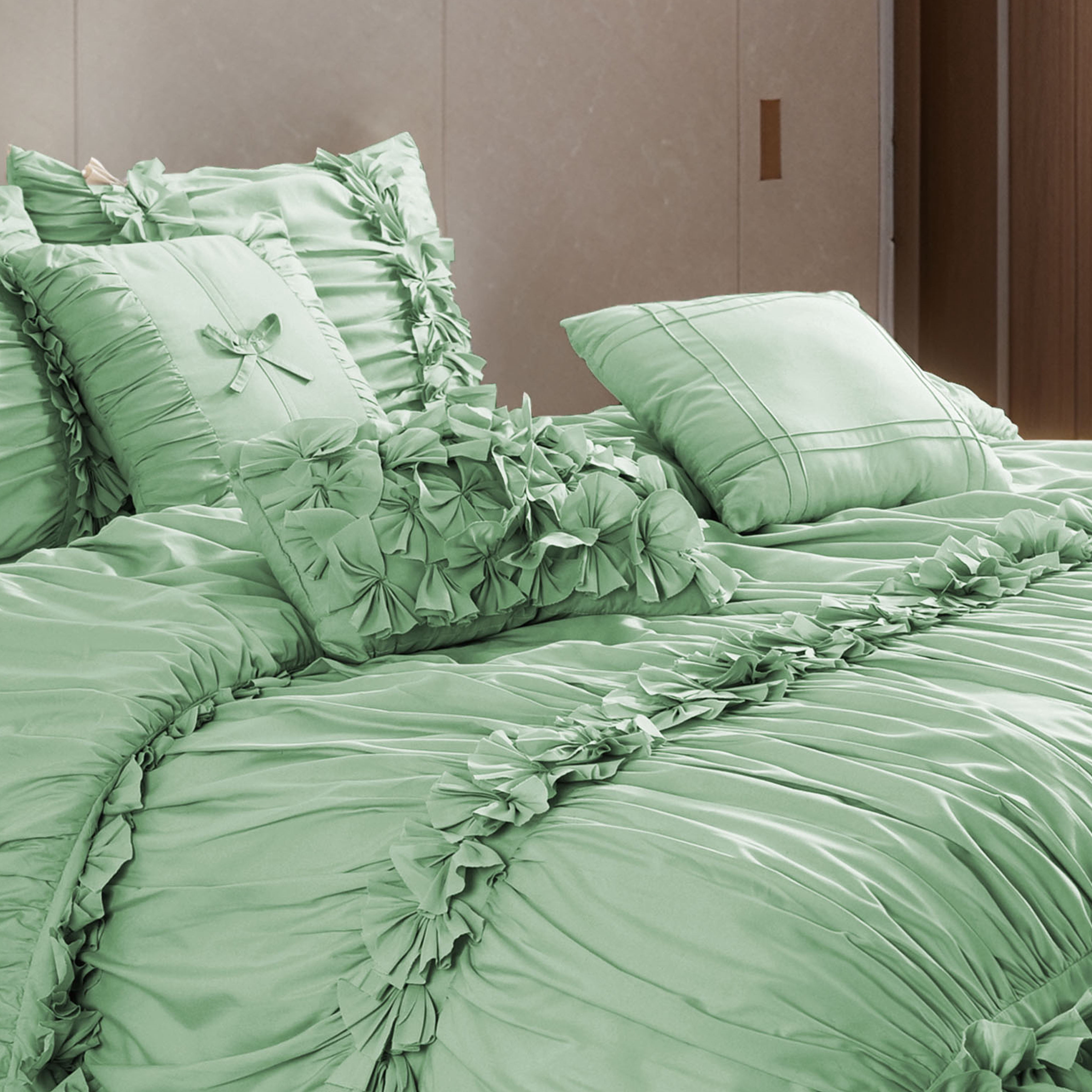 EvJk 7 Piece Ruched Pleat Comforter Set, Sage Romantic Bed in a Bag, Queen