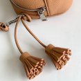 thumbnail image 3 of Bolso de hombro de cuero de PU bolso de mujer con borla bolso de mano de color sólido (marrón), 3 of 9