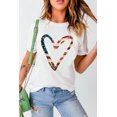 thumbnail image 2 of ABPHQTO Camiseta de manga corta con estampado de contorno de corazón de bandera americana blanca para mujer, 2 of 5