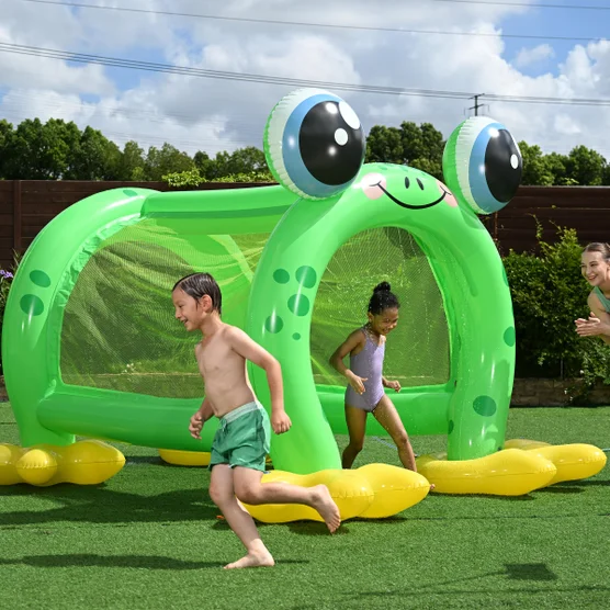 Inflatable Kids Water Sprinkler Tunnel with Fun Frog Design for Outdoor Lawn Play